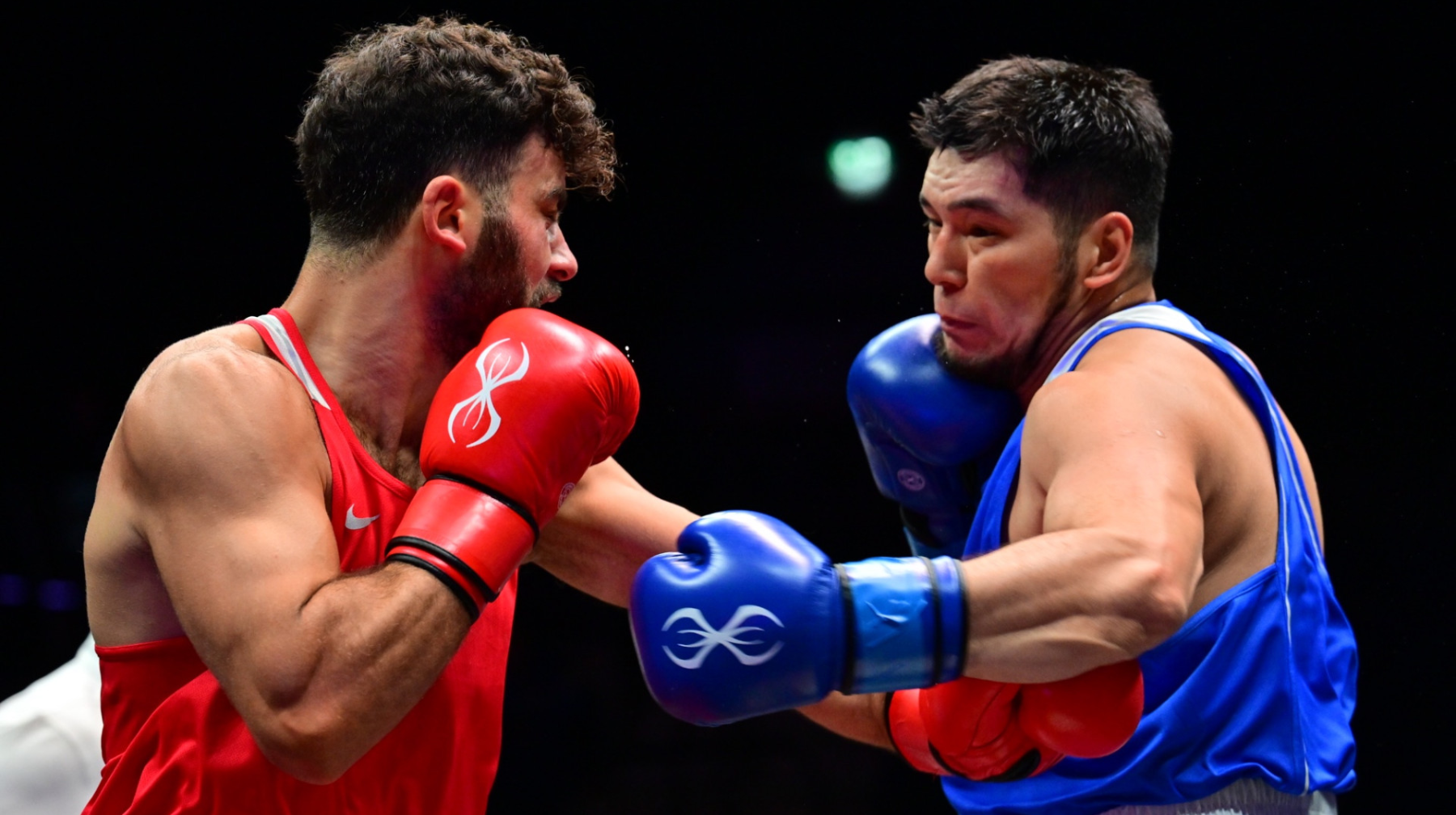 Айбек Оралбай бокстан 2025 жылғы әлем чемпионатын сәтті бастады