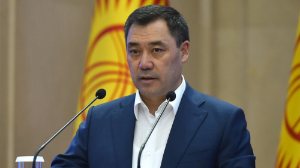 Садыр Жапаров Дохадағы зымыран соққыларын айыптады