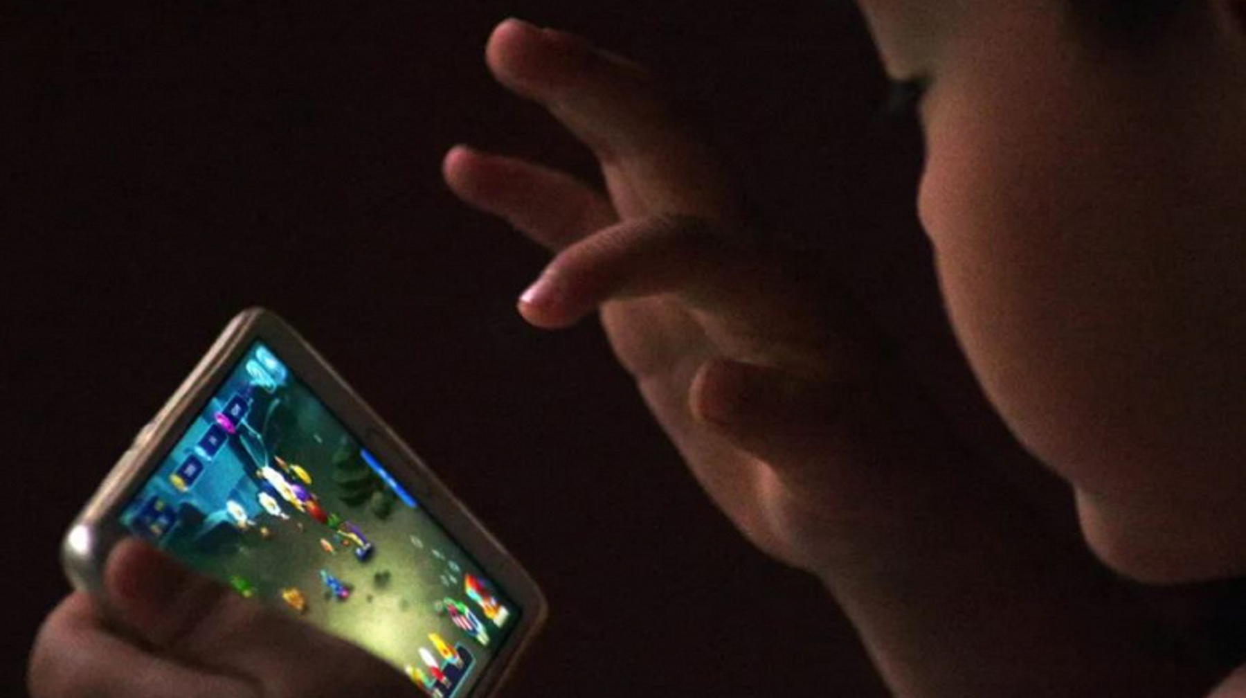 Roblox ойыны: балалардың сүйікті алаңы неге қауіпке айналды?