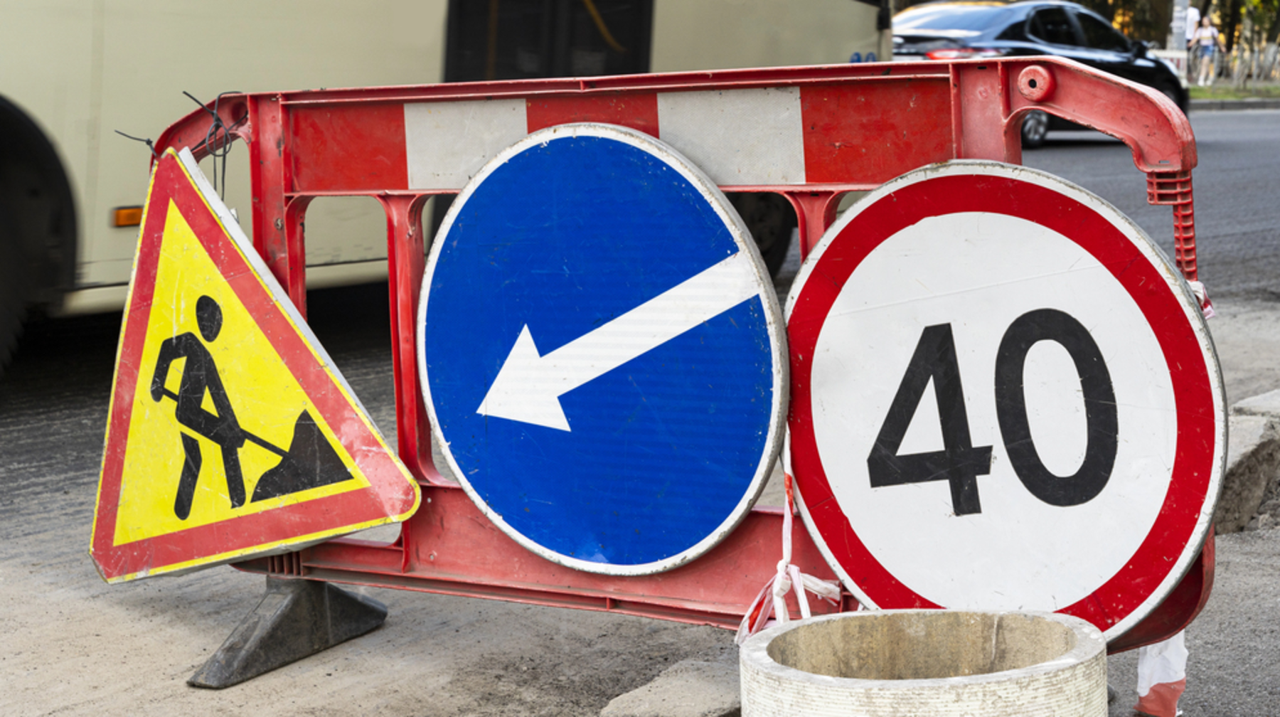 Алматыдағы Яссауи көшесінде асфальт опырылды: әкімдік пікір білдірді