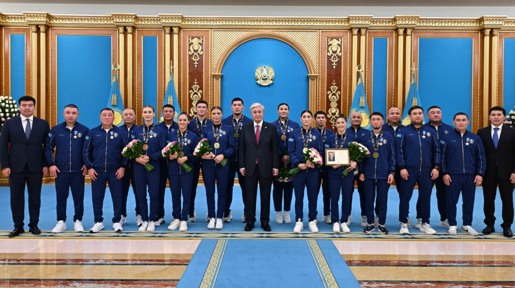 Тоқаев бокстан ӘЧ-ның жеңімпаздары мен жүлдегерлерін марапаттады