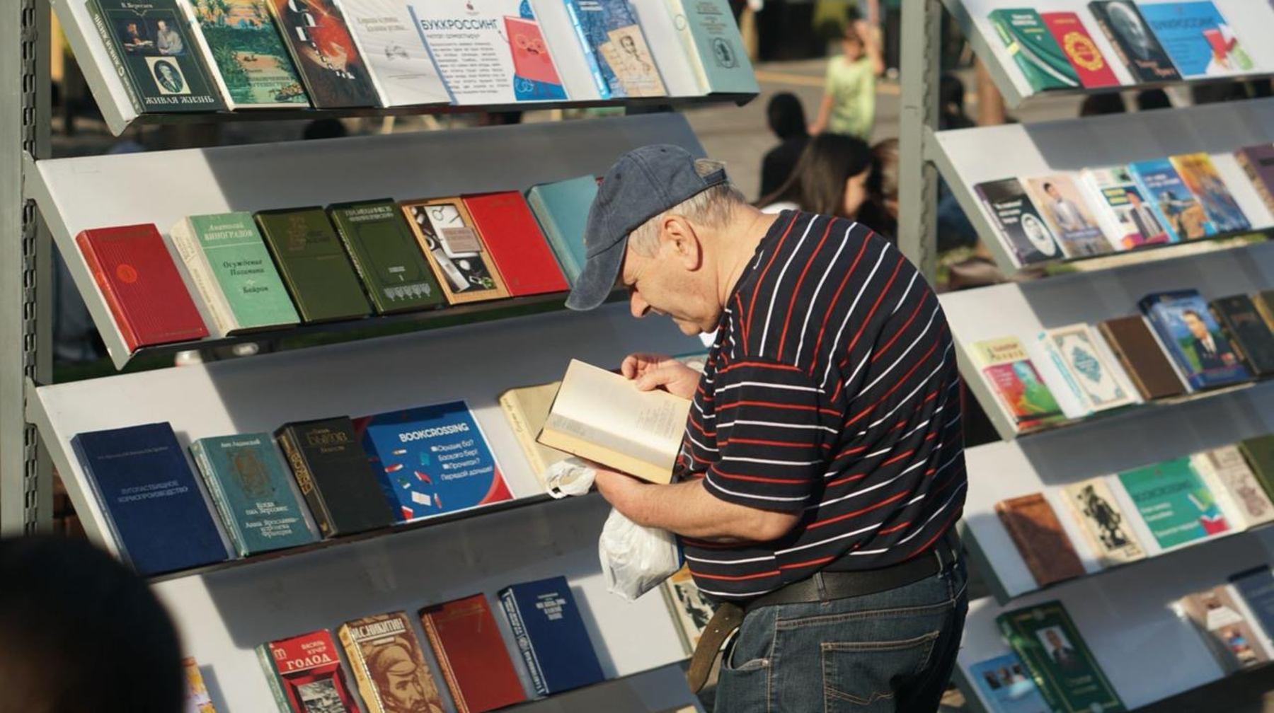 KitapFest 2025 Алматыда: кітаптар, жазушылармен жүздесу және қызықты іс-шаралар