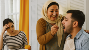 "Мамасының баласы" синдромы қалай қалыптасады? Психолог түсіндірді