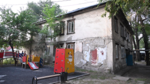 Ескі үйлердің тұрғындары баспанасыз қалмайды 
