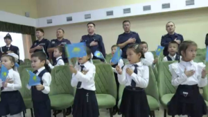 Алматыда бірінші сынып оқушылары "Жас жаяу жүргінші" қатарына қабылданды 