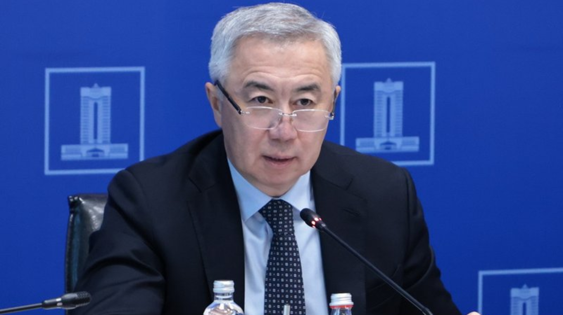 Серік Жұманғарин: Оңайлатылған салық режимінде жұмыс істеп келген кәсіпкерлер үшін жағдай өзгермейді