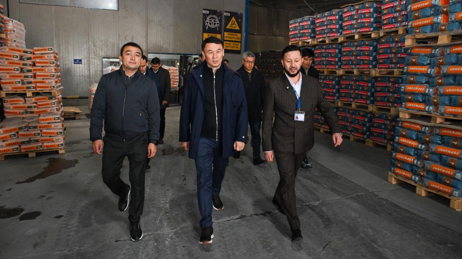 Алматы әкімі жетекші кәсіпорындардың жұмысын тексерді