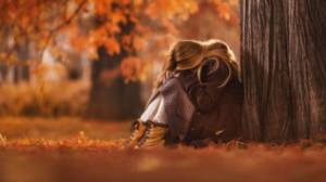 Күзгі көңілсіздіктің себебі күйзеліс болуы мүмкін: психолог кеңесі