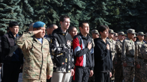 Алматыда жас сарбаздарды салтанатты түрде әскерге шығарып салу рәсімі өтті