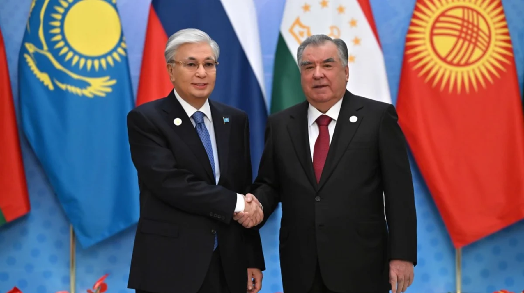 Қасым-Жомарт Тоқаев Душанбедегі Ұлттар сарайына барды  