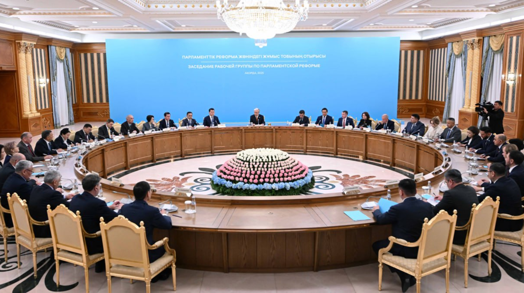 "Алдағы уақытта e-Parlament сұранысқа ие құралға айналуы мүмкін" - Президент