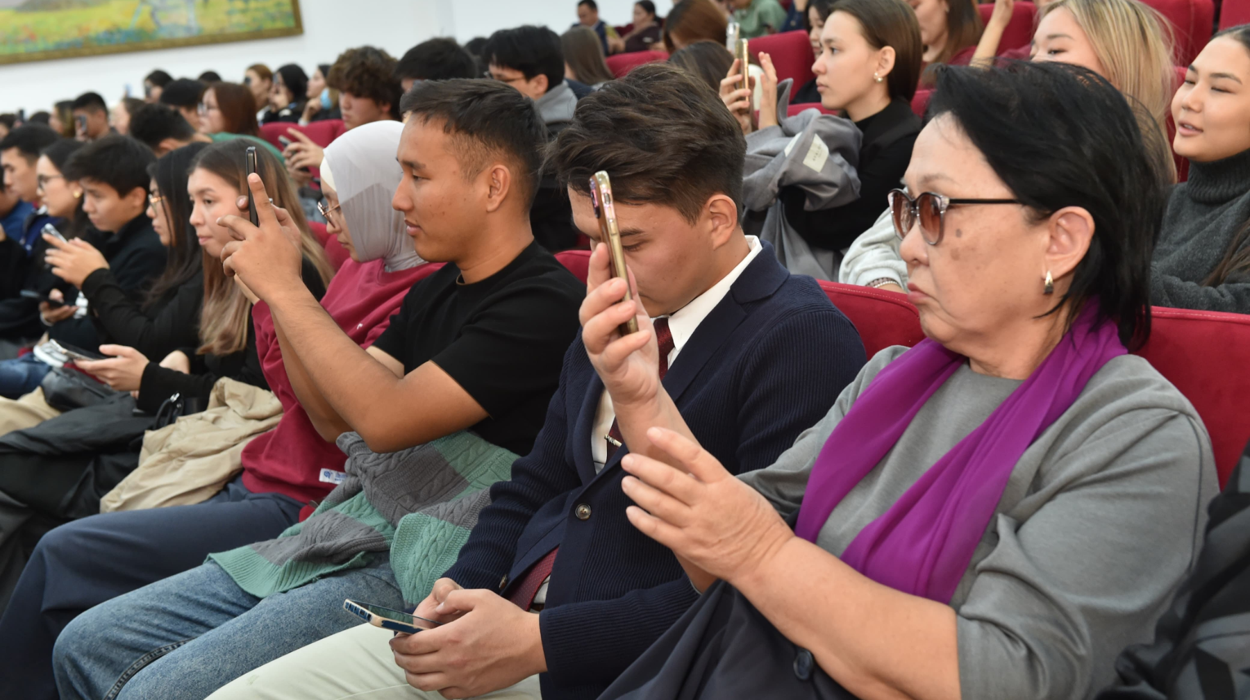 Алматыда қаржылай қауіпсіздікке қатысты диктант-тест қалай өтті? 