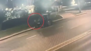 Астанада мас ер адам тракторды айдап кеткен