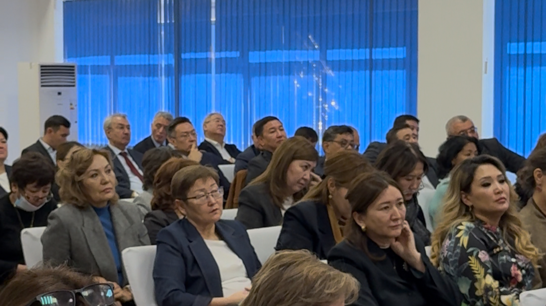 Алматыда вакцинациямен қамту, эпидемиологиялық жағдай және зертханалық қызметтердің сапасы талқыланды