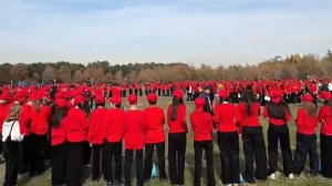 Алматының оқушылары Республика күніне ерекше флешмоб істеді