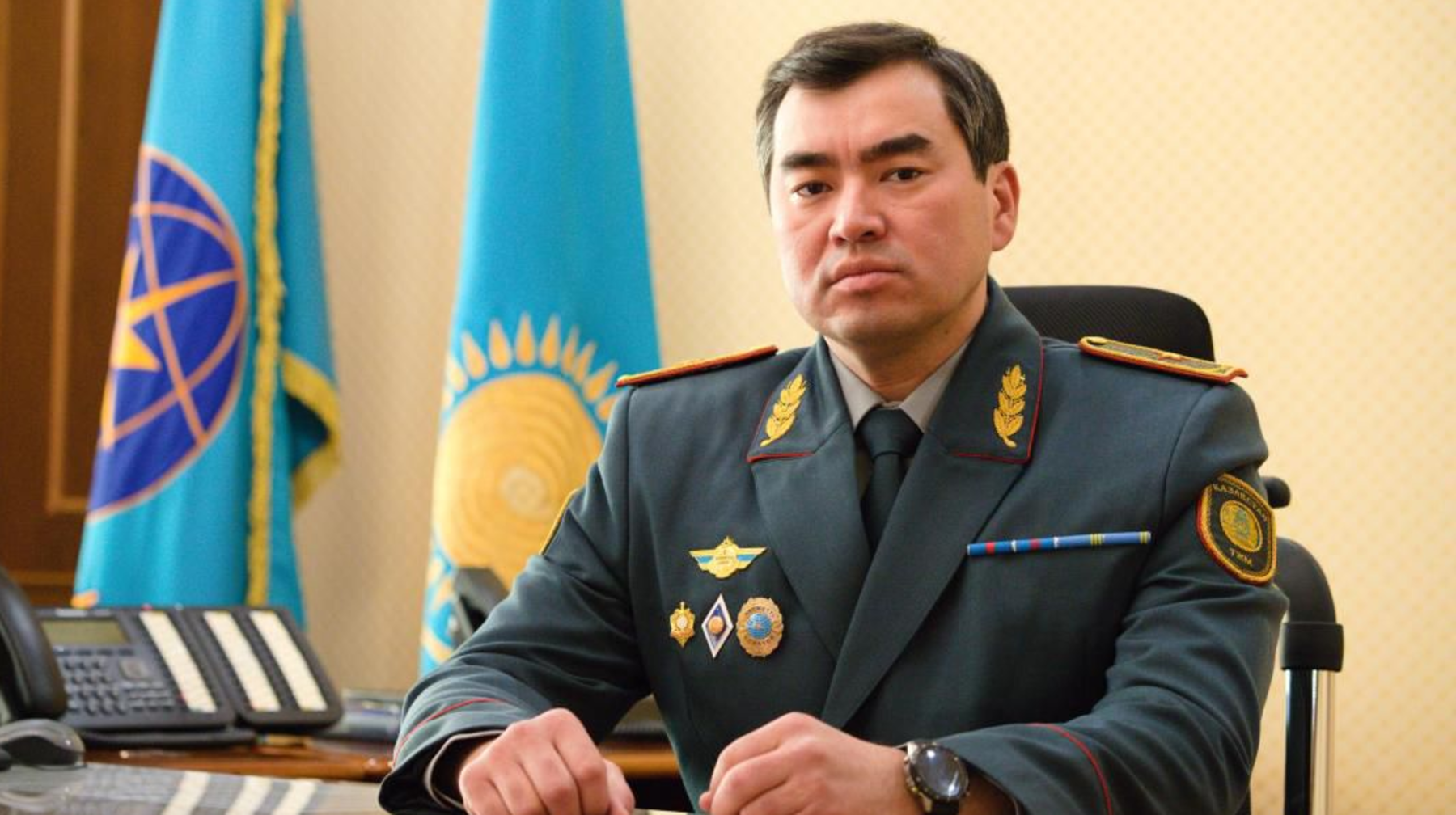 Төтенше жағдайлар министрі құтқарушыларды құттықтады