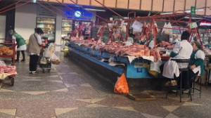 Ет бағасы неге «аспандап» кетті? Сарапшылар мен министрлік не дейді?