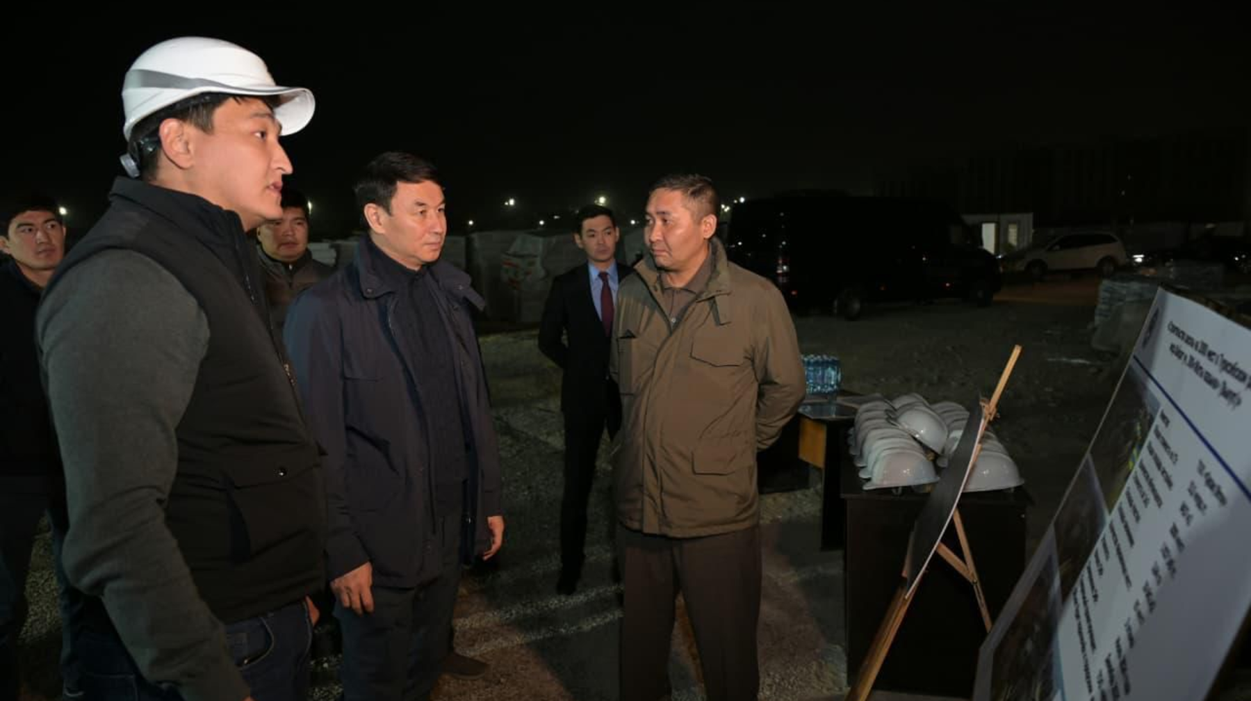 Алматы қаласының әкімі әлеуметтік және қоғамдық нысандардың құрылыс барысымен танысты