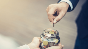 Қазақстанның ең дәулетті адамдары қайырымдылыққа қанша қаржы жұмсайды? 