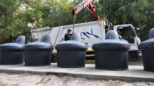 Алматының Наурызбай ауданында қоқыс алаңдарына 40 бейнекамера орнатылды