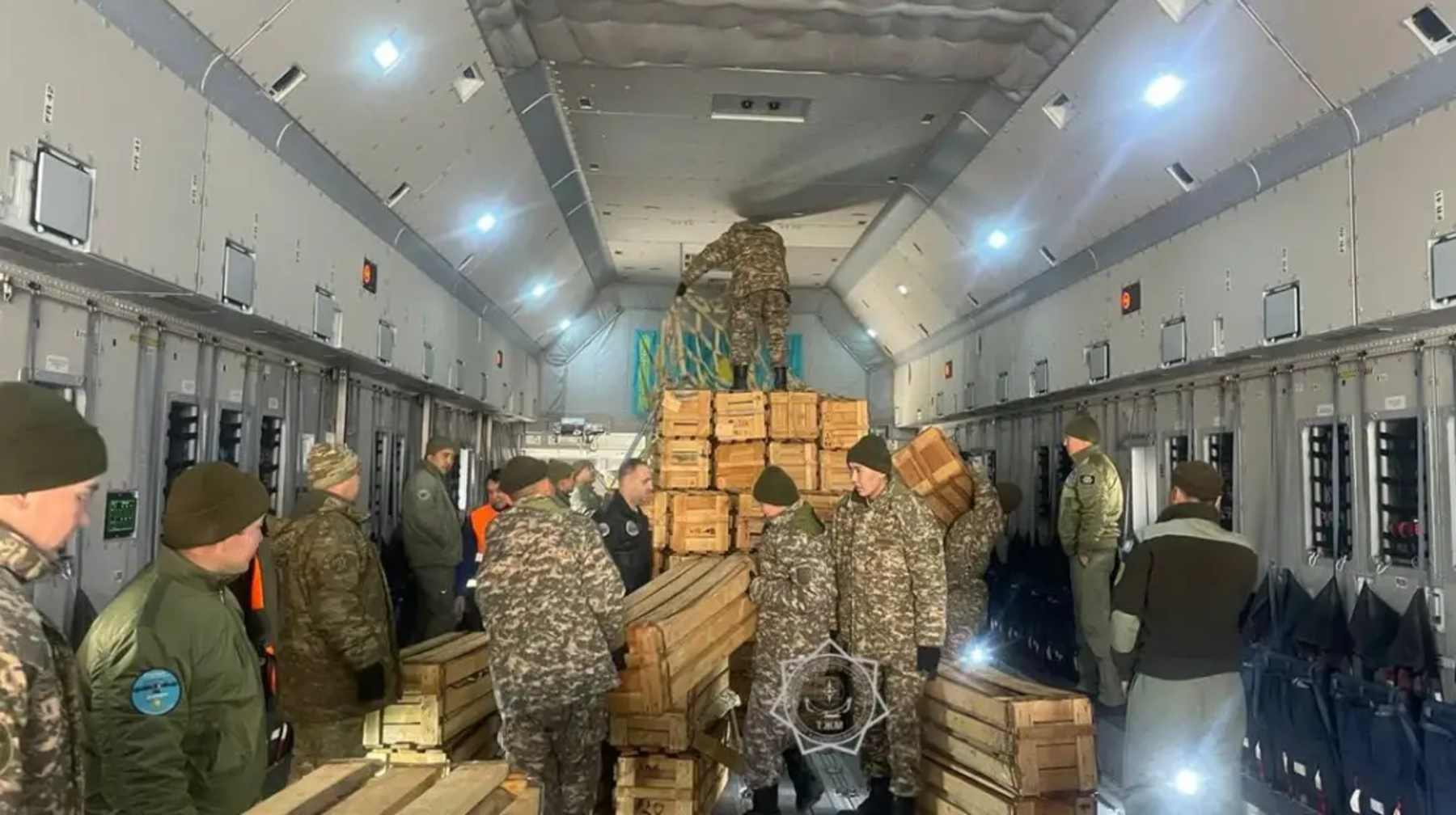 Қазақстан Ауғанстанға гуманитарлық жүк жіберді