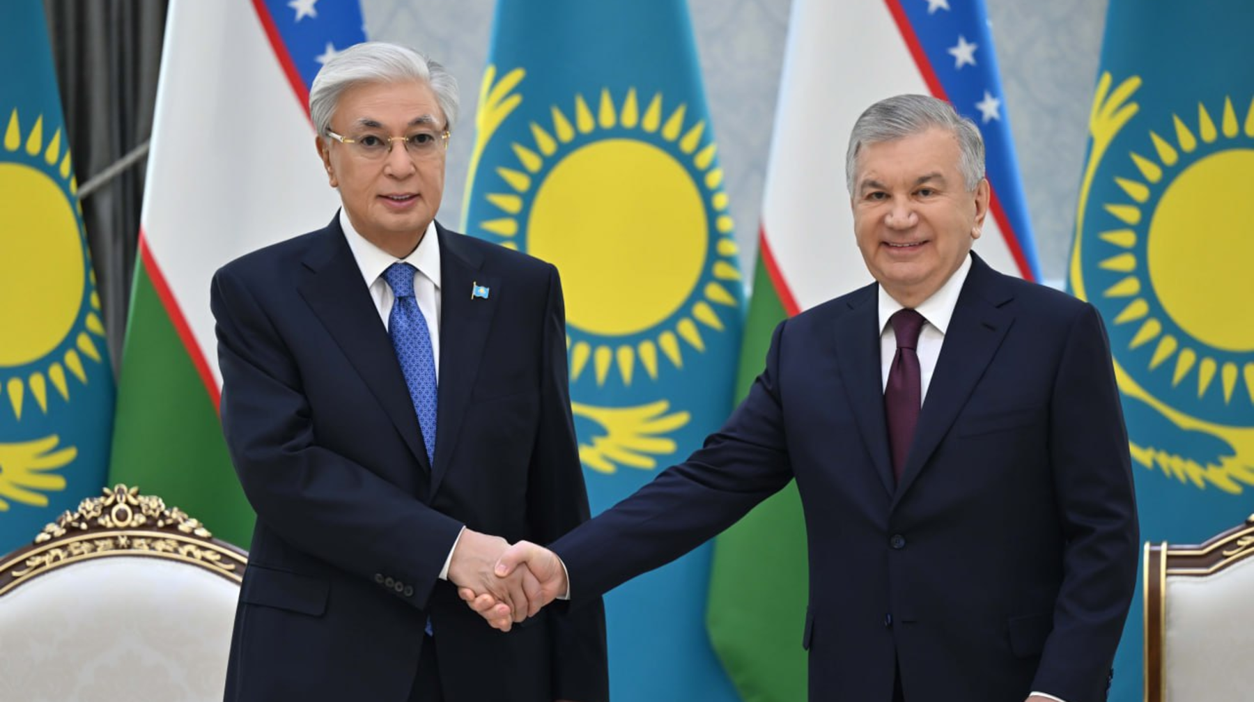 Мемлекет басшысы Өзбекстан Президенті Шавкат Мирзиёевпен келіссөз жүргізді