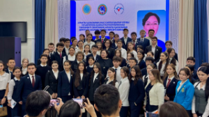 Алматы жастары Сенат депутаты Жанна Асановамен кездесті