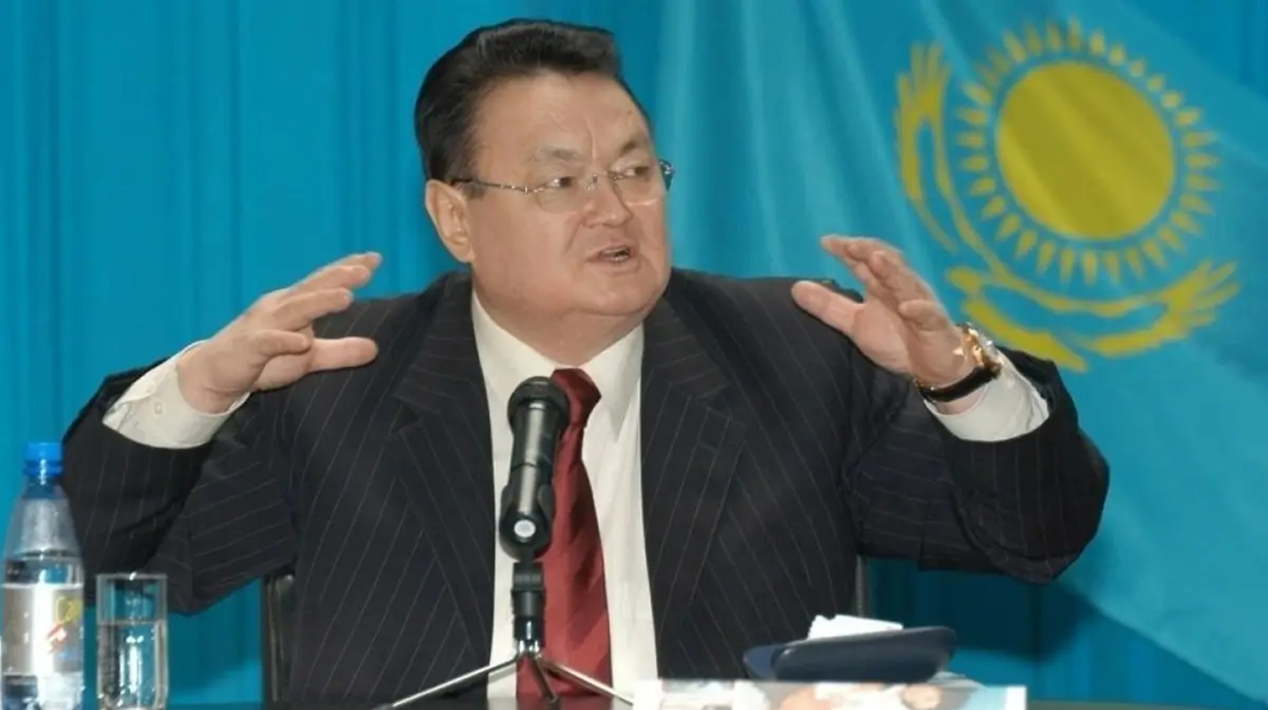 "Шахановқа бердім". Қалдыбек Құрманәлі марқұм Заманбек Нұрқаділовтің құпия құжаттары туралы ашып айтты