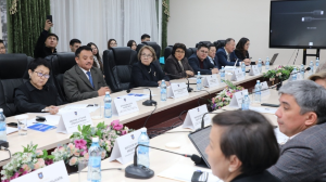 Адал білім – Адал ұрпақ" форумы: жастар тәрбиесіндегі құндылықтар дәріптелді