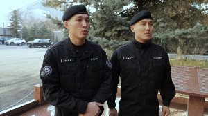 Алматыда ЖҚАЖ қызметкері тұрғындар арасындағы жанжалды дер кезінде тоқтатты