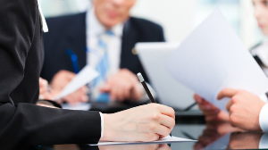 Бұзылған құқықтарды қалпына келтіру: Мемлекеттік қызмет істері департаментінің рөлі