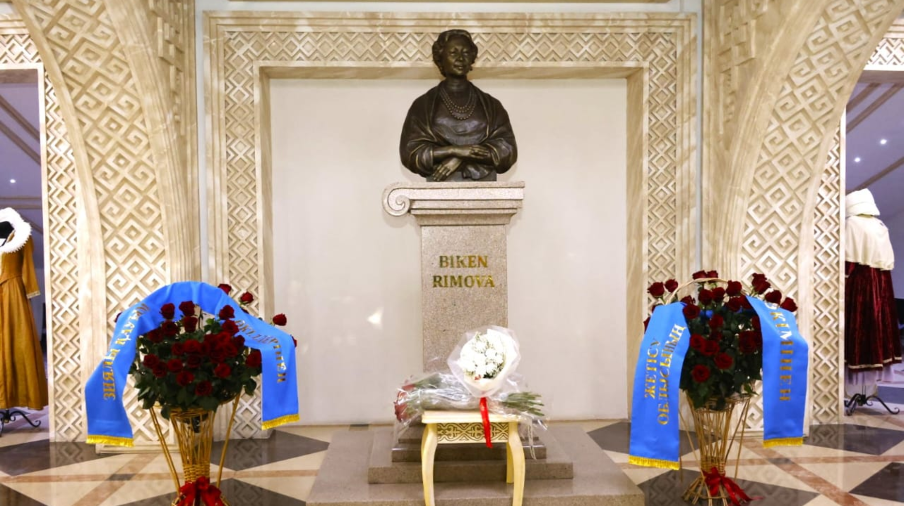 Бикен Римова атындағы драма театрына академиялық мәртебесі берілуіне орай салтанатты шара өтті