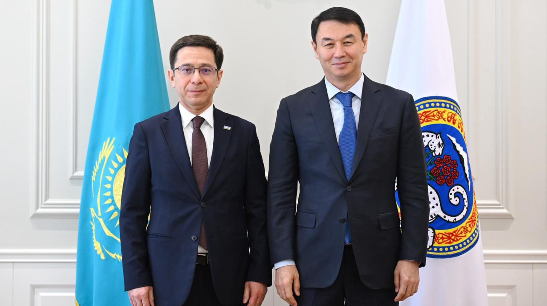 Алматы әкімі Өзбекстан Республикасының Төтенше және Өкілетті Елшісімен кездесті