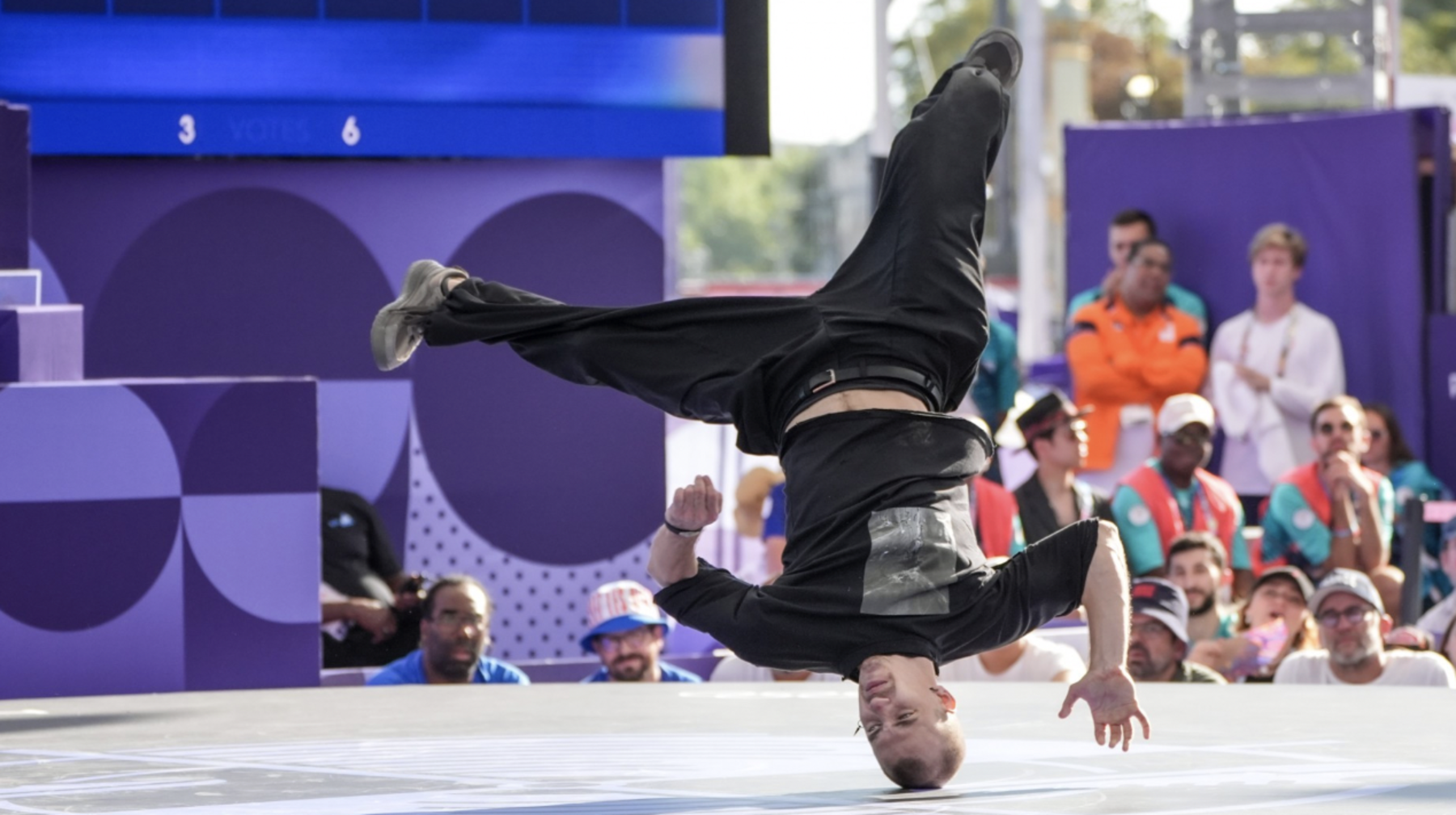 Әмір Закиров брейкингтен әлем чемпионатында жеңіске жетті