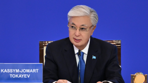 Мемлекет басшысы жазушылар мен ақындар қатысты жарлыққа қол қойды 