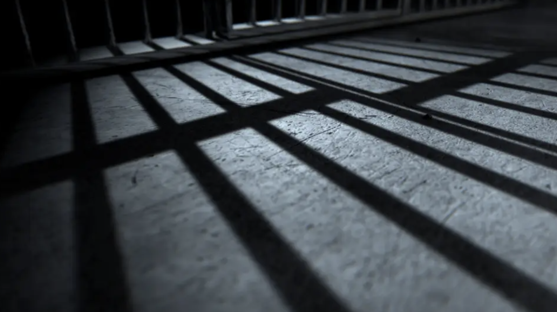 Әйел мен 6 жастағы қызды өлтірген қылмыскер қалған өмірін түрмеде өткізеді