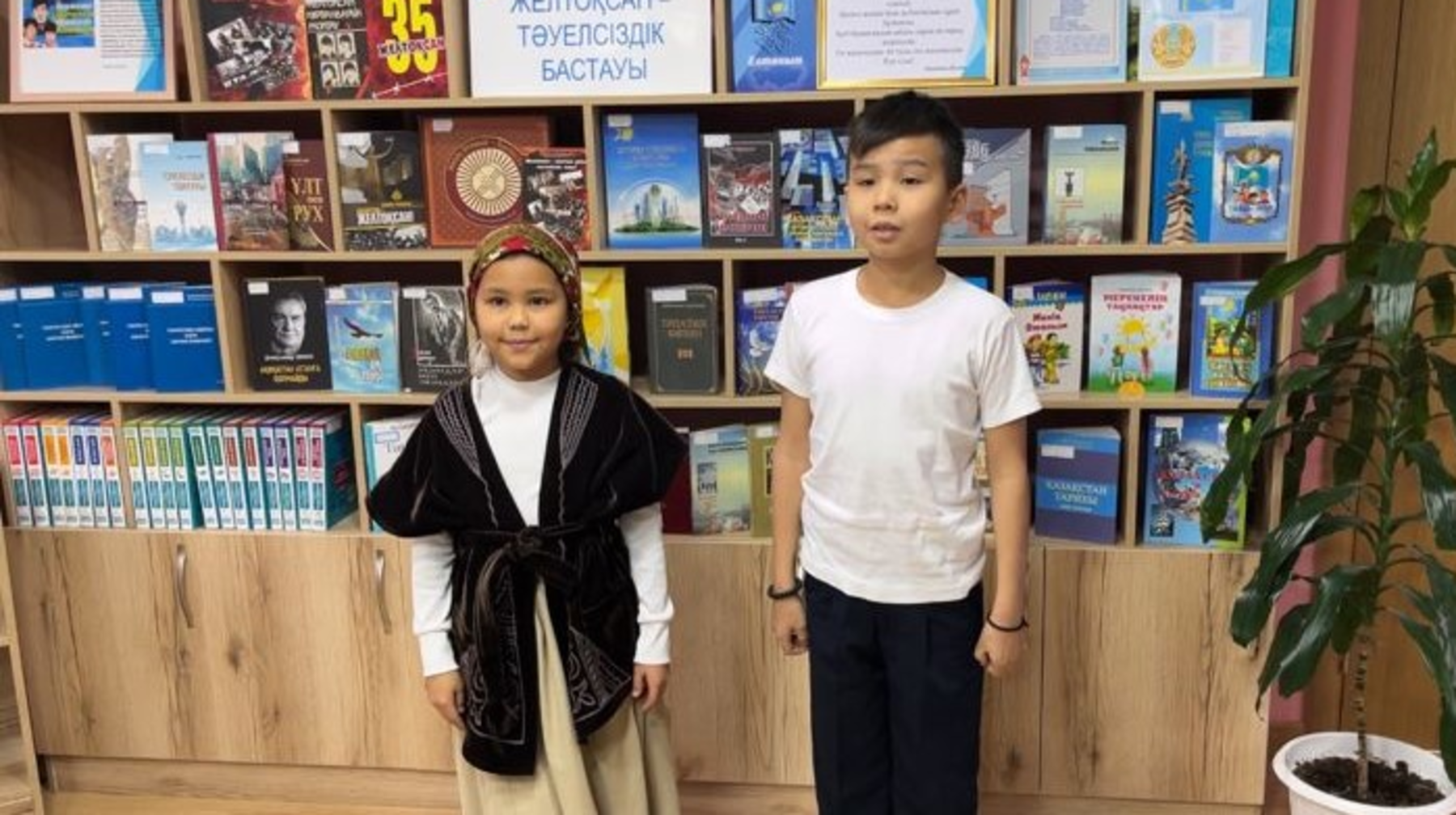 Алматы оқушылары адами құндылықты дәріптейтін қойылым ұсынды