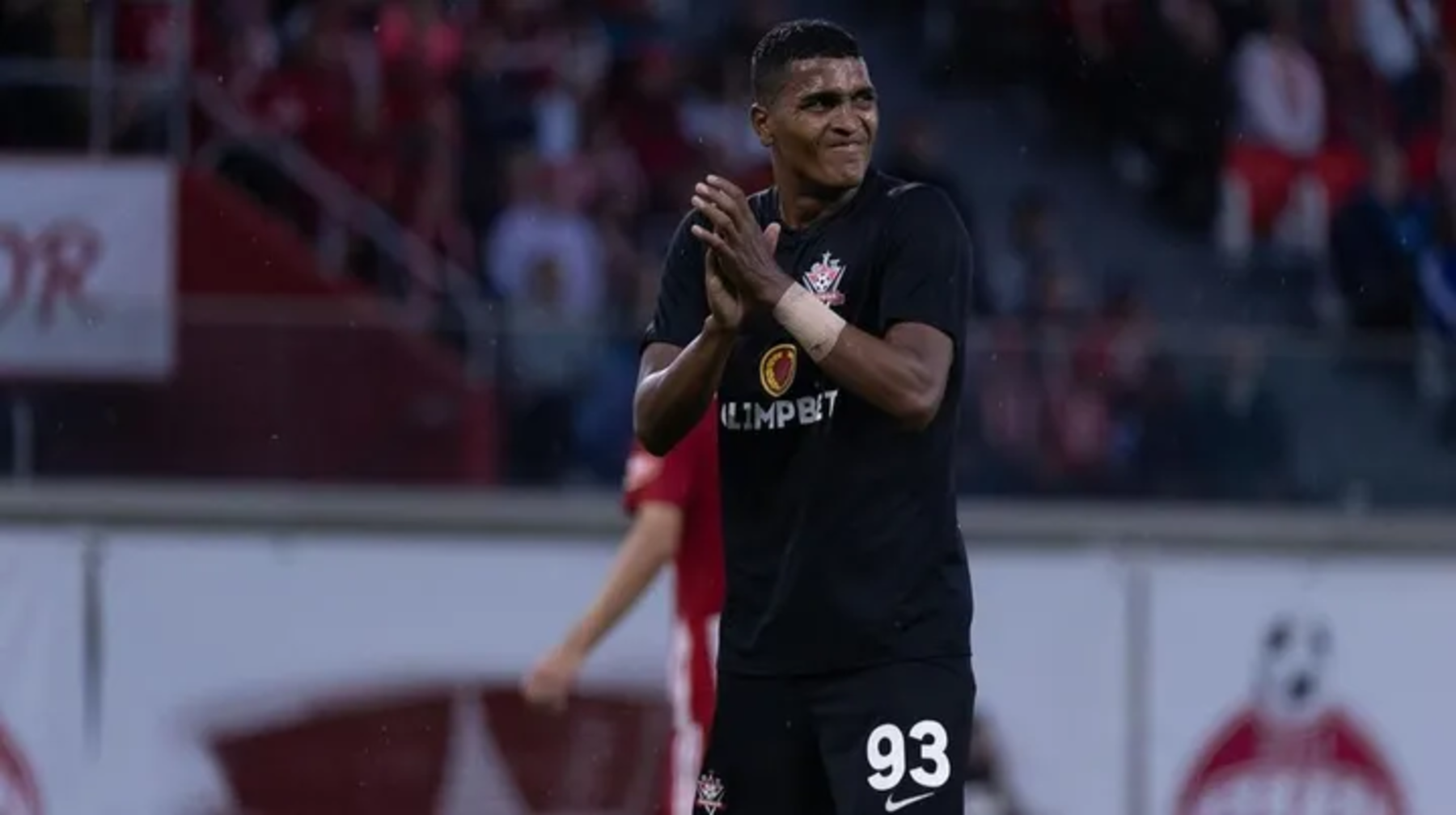  "Қара бала" "Қайраттан"  кетті