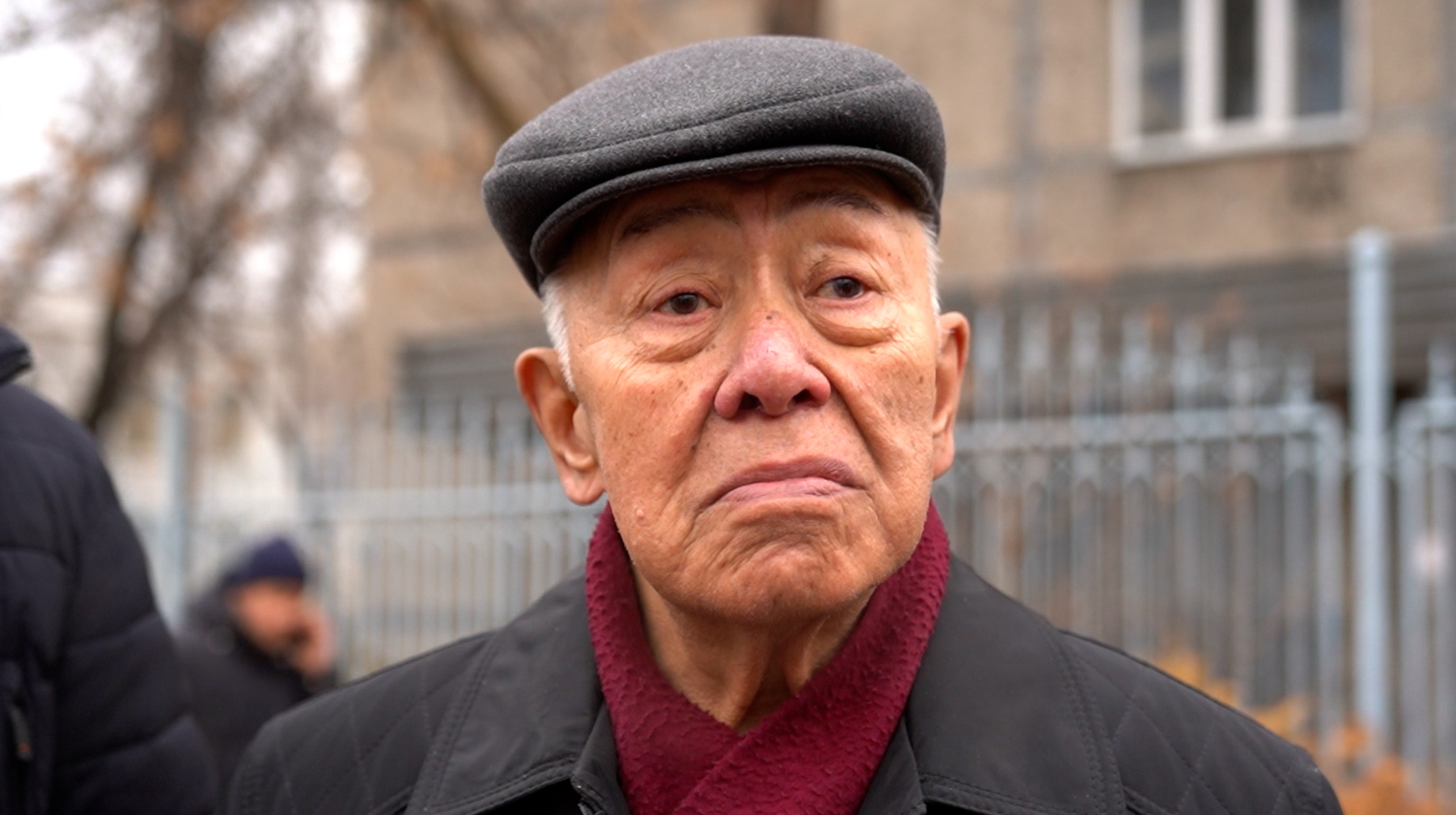 "Ол мені жерлеуі керек еді, бірақ керісінше болды…" - Марқұм Мұрат Бисенбиннің әкесі ұлы туралы айтты