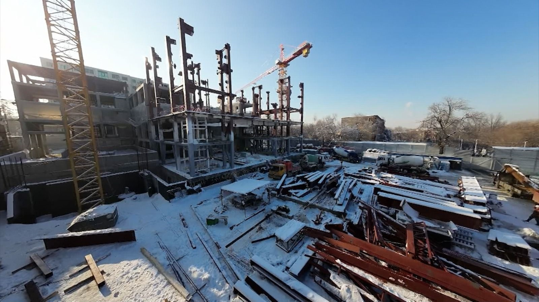 Қауіпсіздік пен тарихи мұра тепе-теңдігі: Алмалы ауданы әкімдігі ғимараты қалай түрленбек?