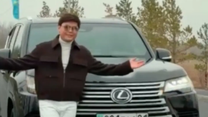 Әнші Ернар Айдар Таразда жол үстінде видеоға түсіп, айыппұл арқалады