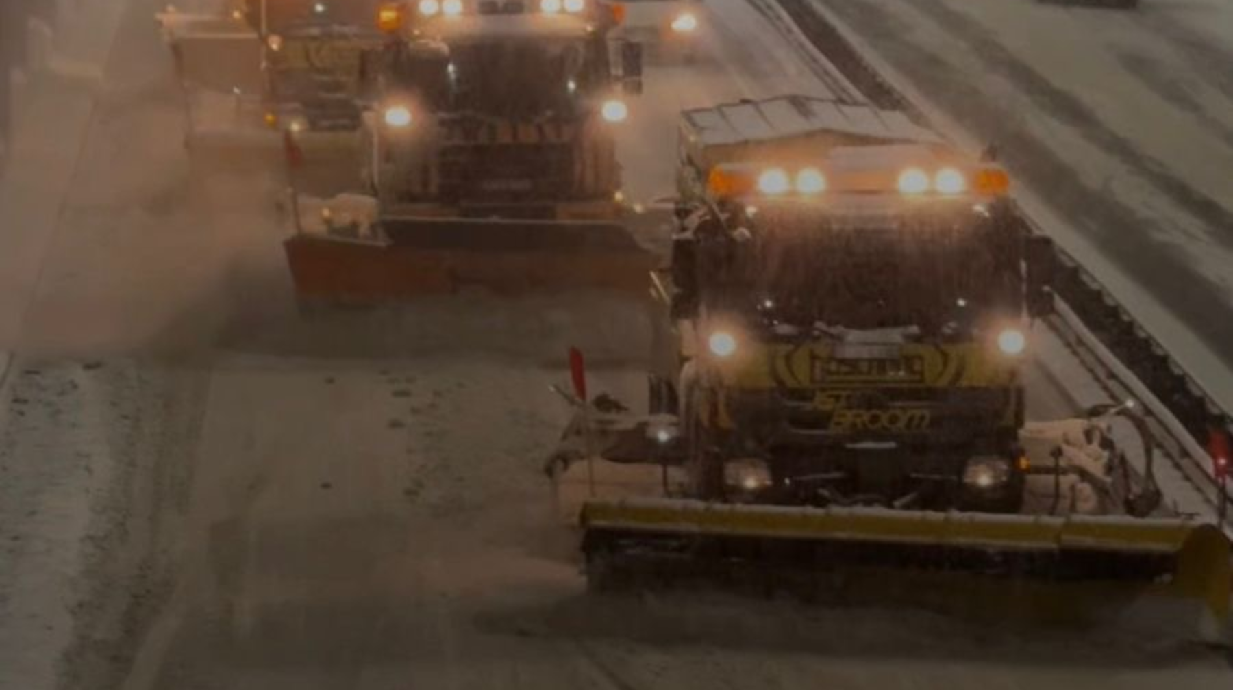 Алматыда коммуналдық қызмет қалың қарға сақадай сай дайын