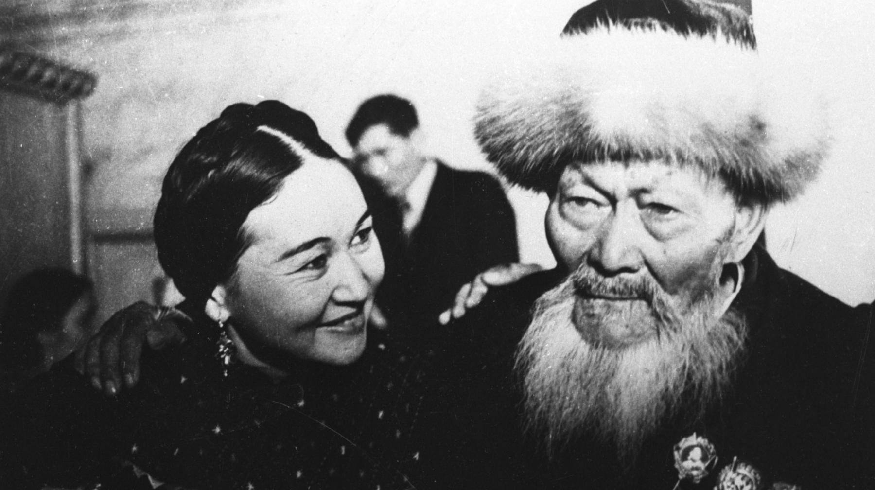 Халық жадын жырмен жаңғыртқан тұлға