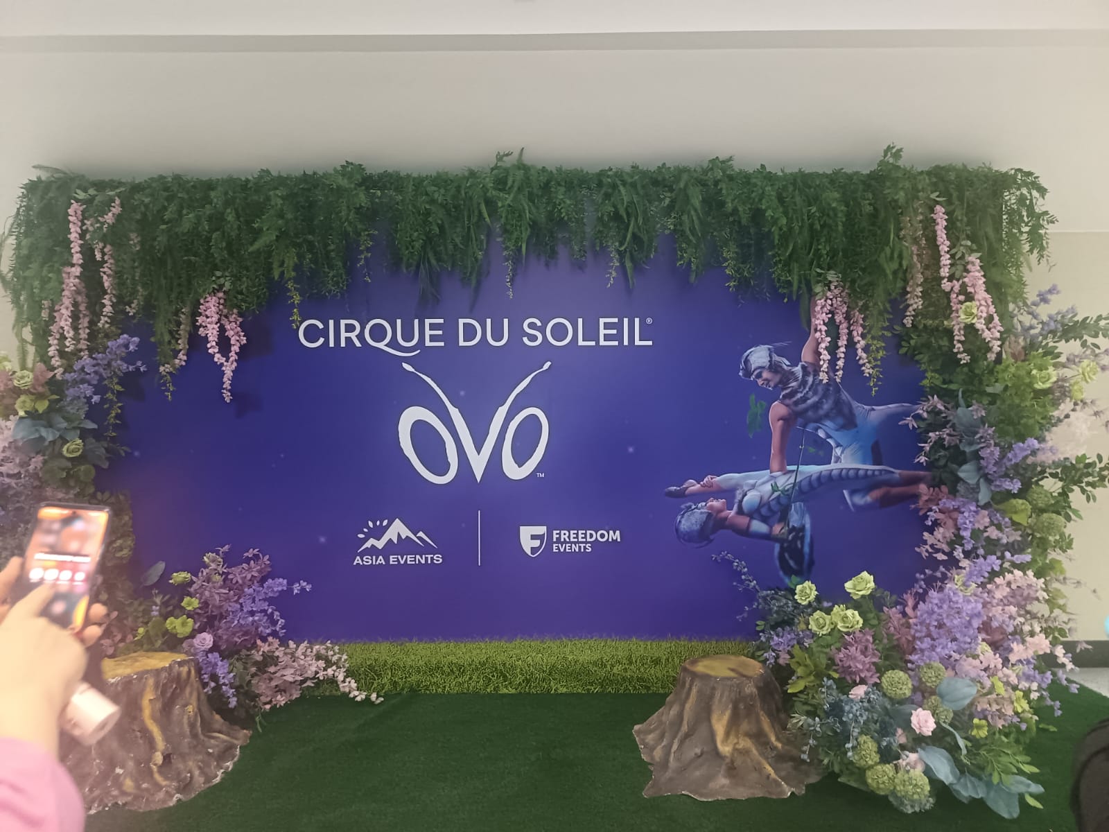 Cirque du Soleil-дің әйгілі OVO шоуы алматылық көрерменді тәнті етті