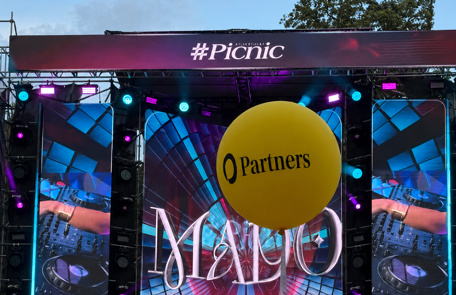 Музыка, өнер және жаңа идеялар: Алматыда Picnic by Partners мыңдаған қонақтың басын қосты
