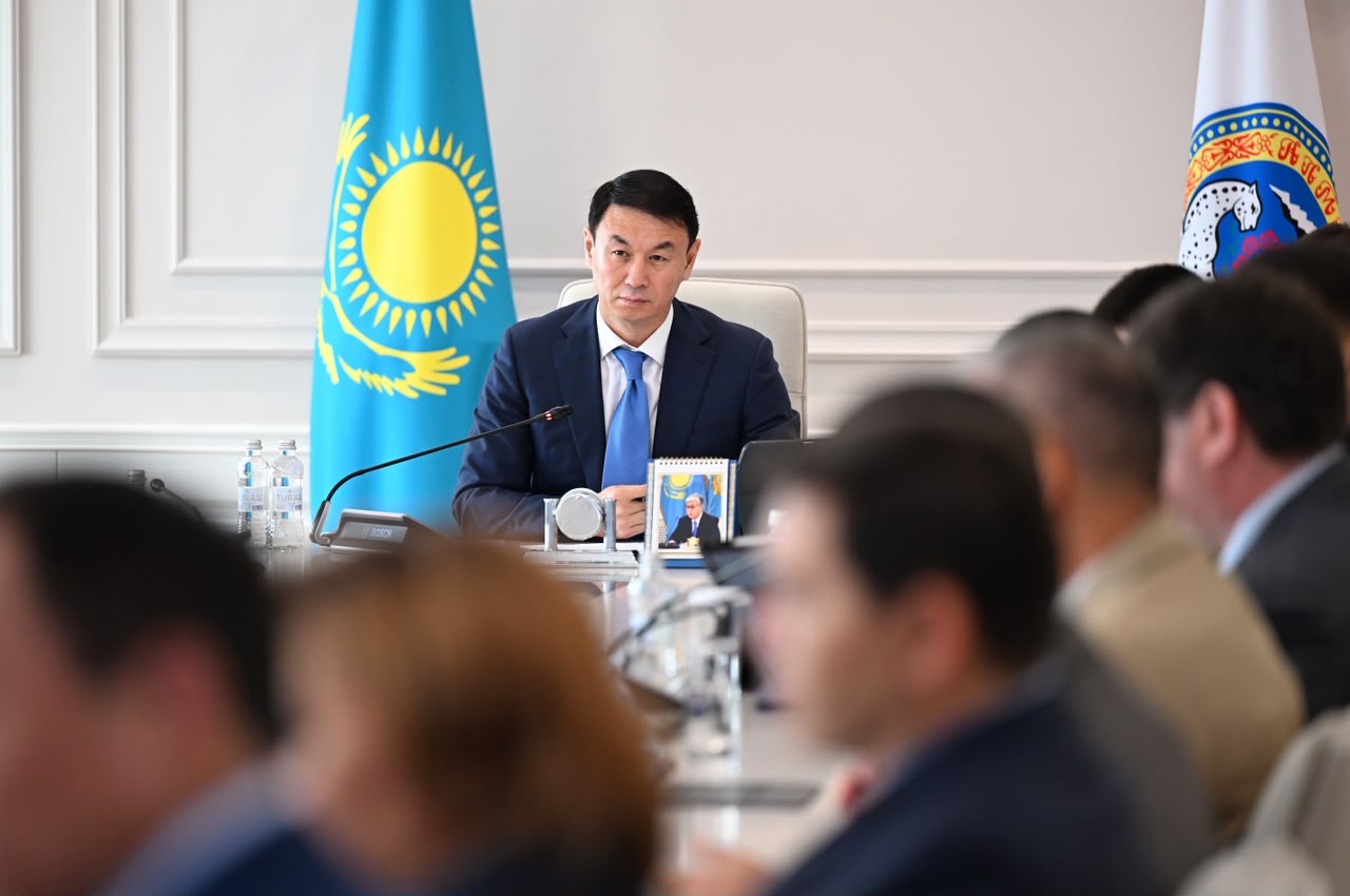 Алматы әкімі денсаулық сақтау саласын дамыту және құрылыс жобаларының орындалу барысын бақылауға алды