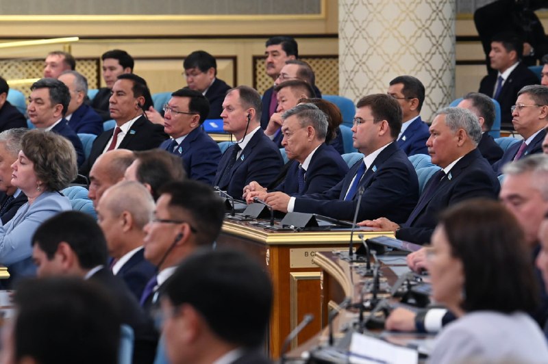 Еліміздің инфрақұрылымдық арқауының тағы бір мызғымас тірегі – көлік-логистика саласы