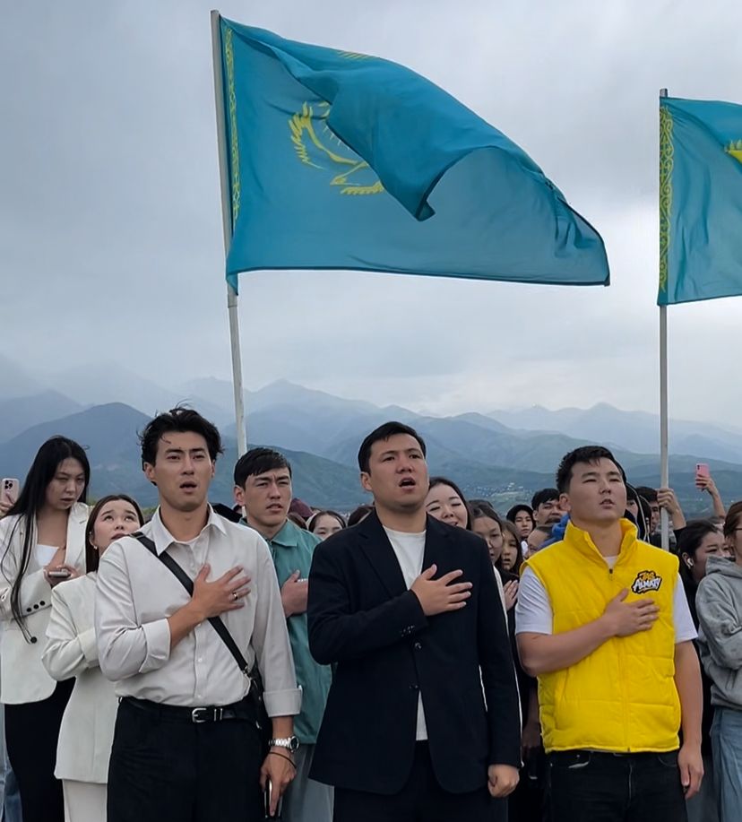 Алматыда Қазақстанның жаңартылған конституциясының күшіне енуіне орай мемлекеттік әнұран шырқалды