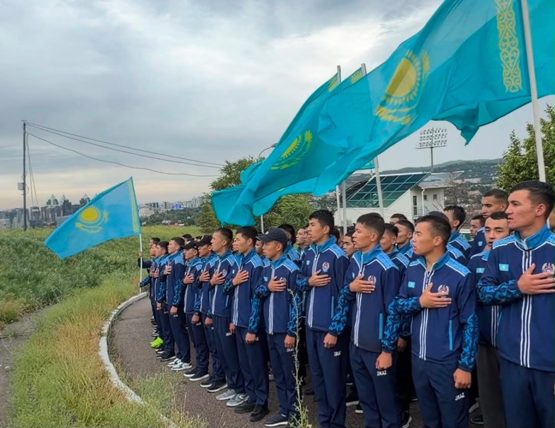 Алматыда жаңа Конституцияның күшіне енуі мемлекеттік тулармен, арт-перформанстармен және бұқаралық акциялармен атап өтілді