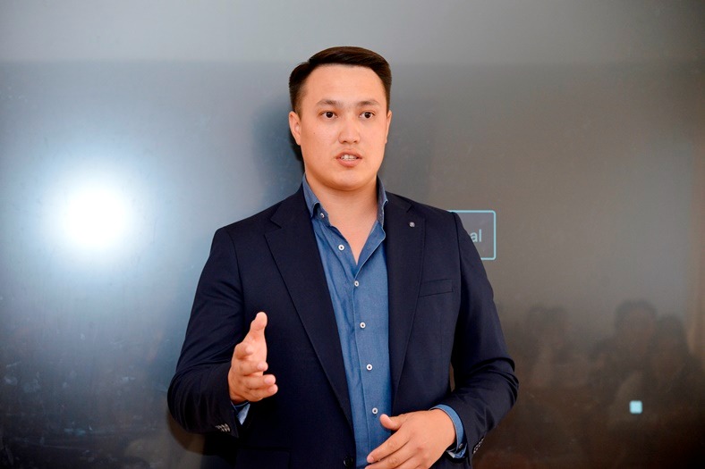 Дидарбек Ділдәбек: «Жаңа Конституция - халықтың мүддесіне қызмет ететін маңызды құжат»